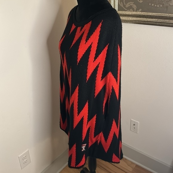 Texas Tech Red Riders knit poncho sweater red black Sz L / XL - Picture 2 of 10